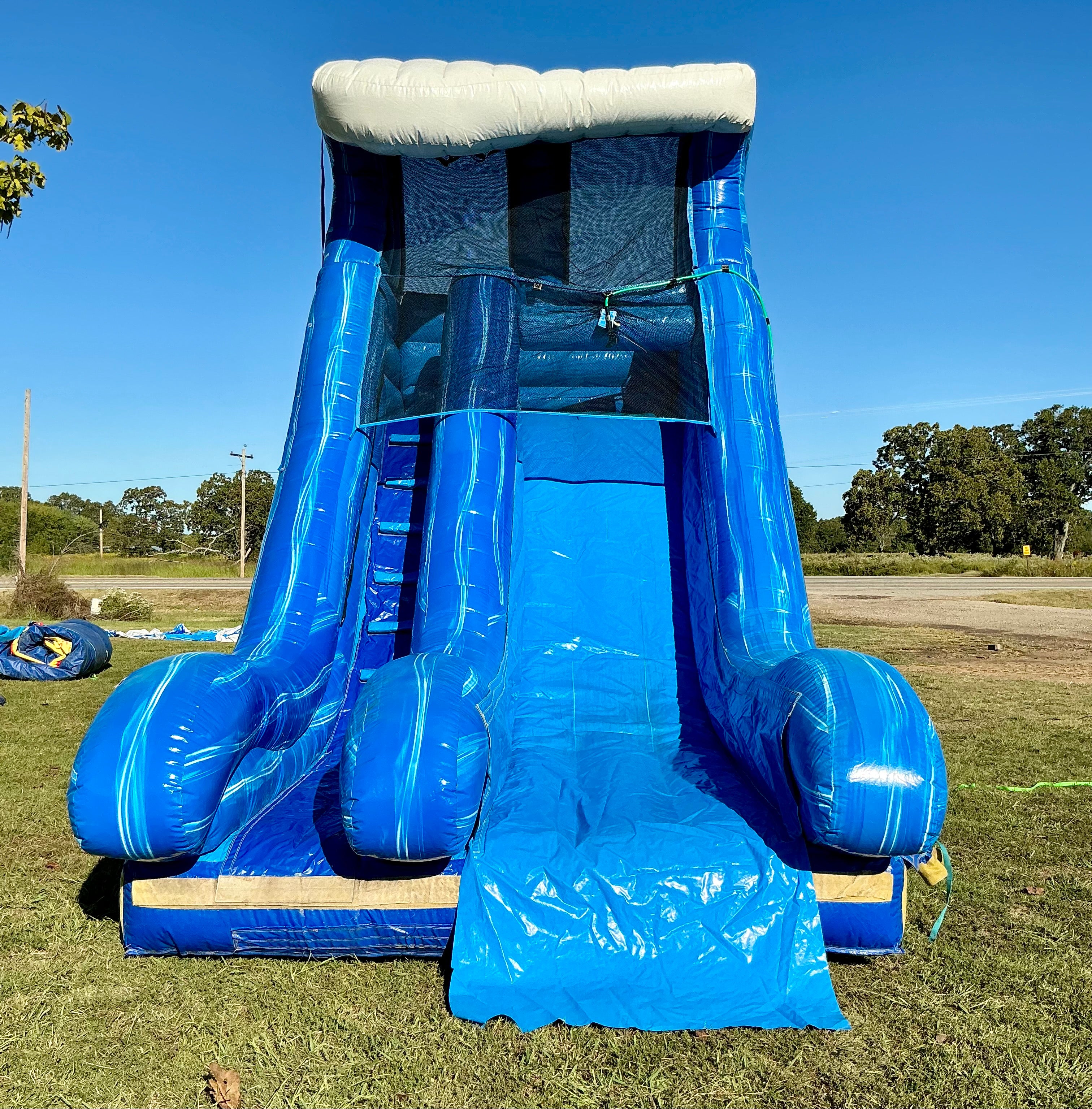 Blue Wave Single Lane Slide – True Family Rentals