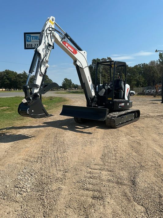 Bobcat E55-R2 Compact Excavator