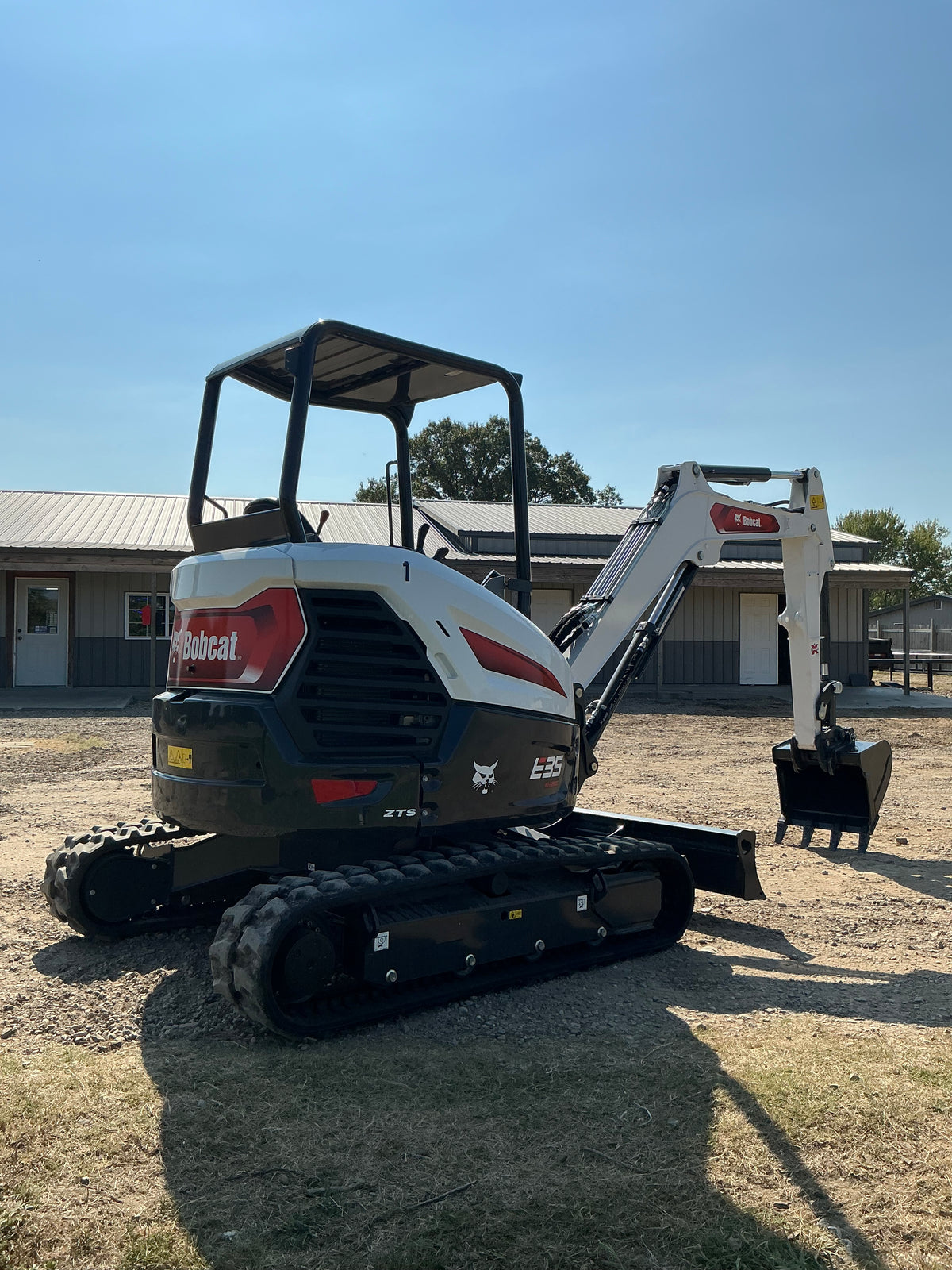 Bobcat E35-R2 Compact Excavator