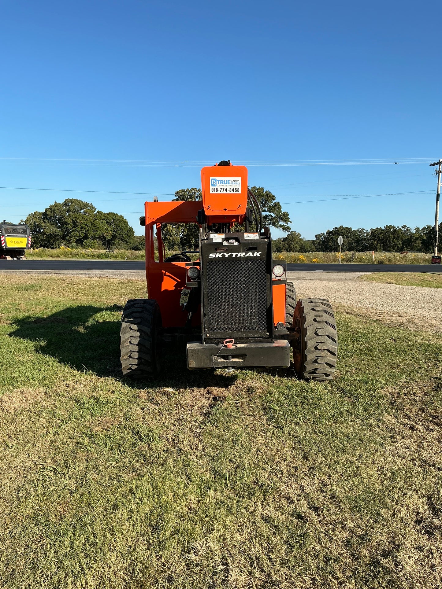 Skytrack- 6K Telehandler